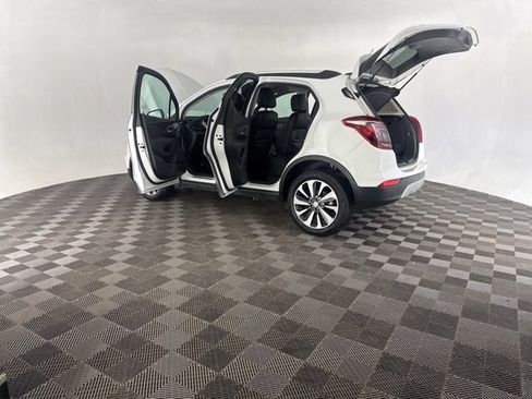 Used 2022 Buick Encore Preferred w/ Safety Package II image 16