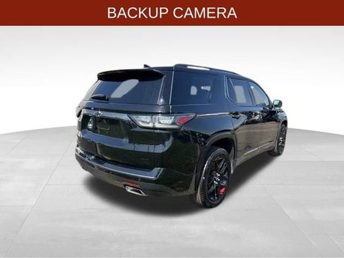 Used 2021 Chevrolet Traverse Premier w/ Redline Edition AWD/4WD image 7