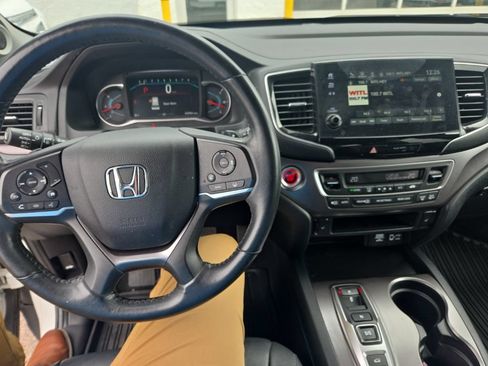Used 2021 Honda Pilot Black Edition image 18