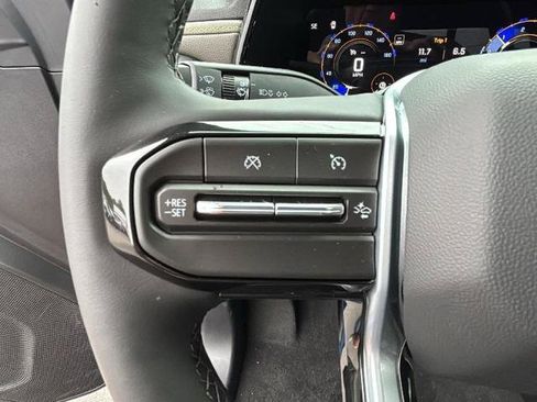 New 2026 Chevrolet Colorado ZR2 AWD/4WD image 15