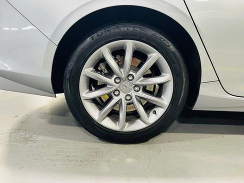 Used 2023 Acura TLX FWD image 11