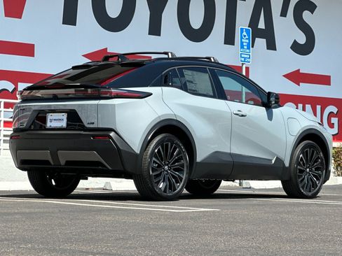 New 2026 Toyota C-HR AWD/4WD image 5