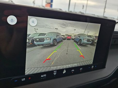 New 2025 Ford Maverick XL image 22