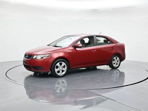 Used 2010 Kia Forte EX image 5