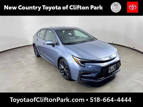 Used 2023 Toyota Corolla SE FWD image 1