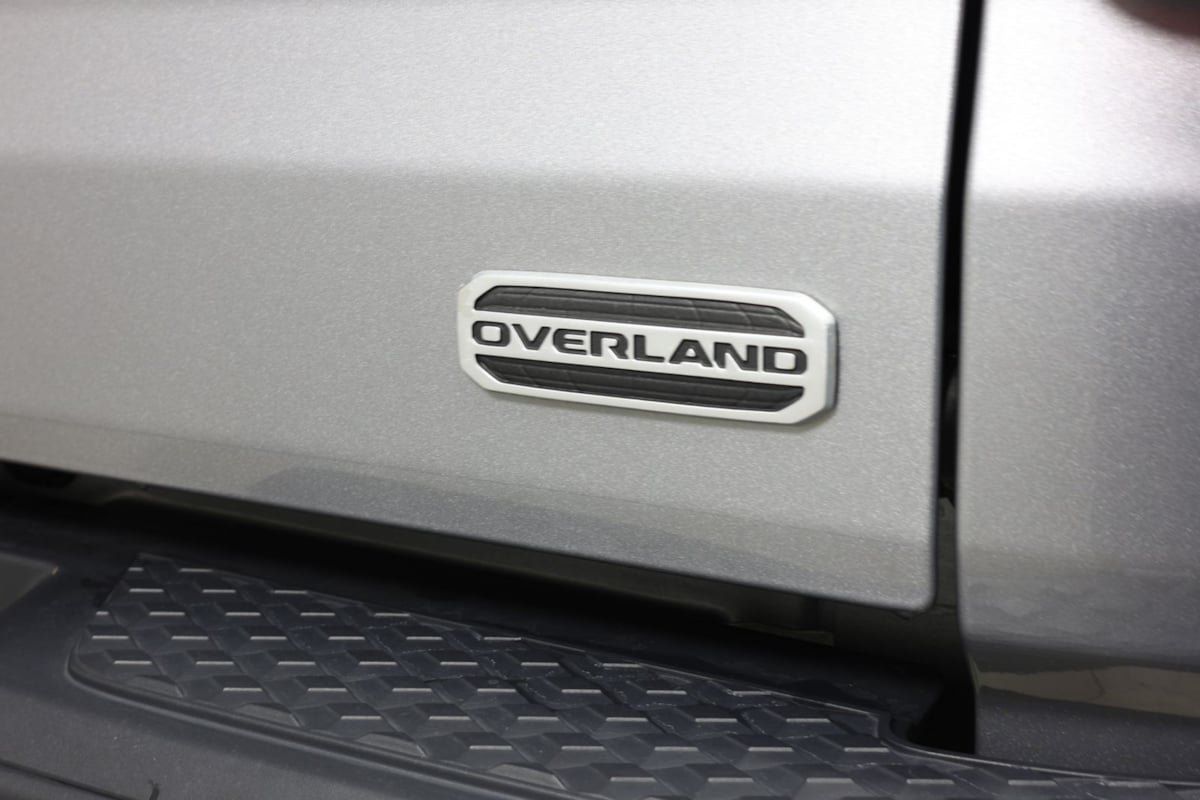 Used 2021 Jeep Gladiator Overland AWD/4WD image 15