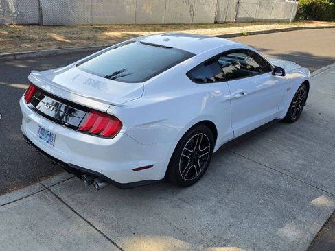 Used 2020 Ford Mustang GT Premium RWD image 5