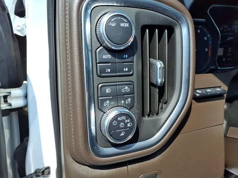 Used 2022 GMC Sierra 1500 Denali w/ Denali Premium Package AWD/4WD image 20