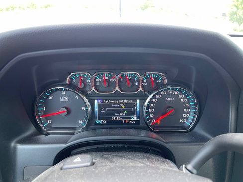 Used 2018 Chevrolet Silverado 1500 LT w/ All Star Edition AWD/4WD image 6