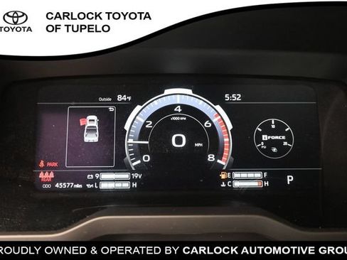Used 2024 Toyota Tundra Limited AWD/4WD image 23