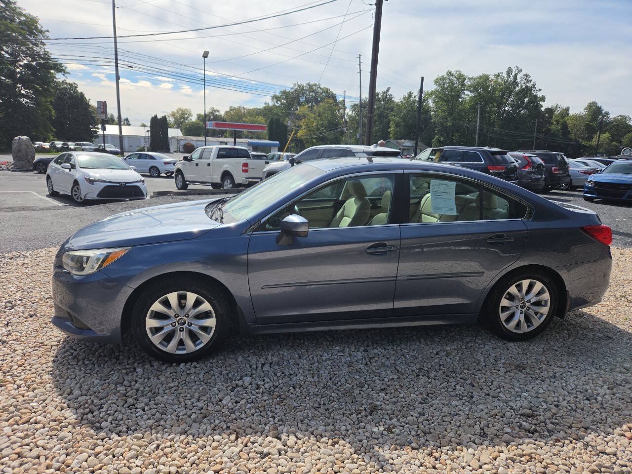 Used 2015 Subaru Legacy 2.5i Premium w/ Moonroof Package AWD/4WD image 4