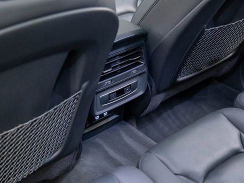 Used 2020 Audi Q7 3.0T Premium Plus image 18