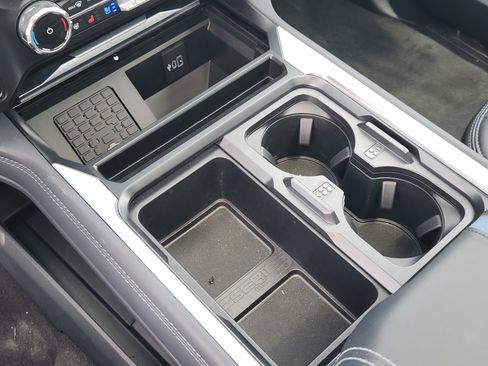 New 2026 Ford F450 Platinum w/ FX4 Off-Road Package AWD/4WD image 18