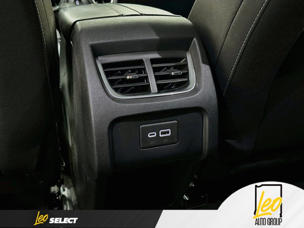 Used 2023 Chevrolet Blazer LT FWD image 24