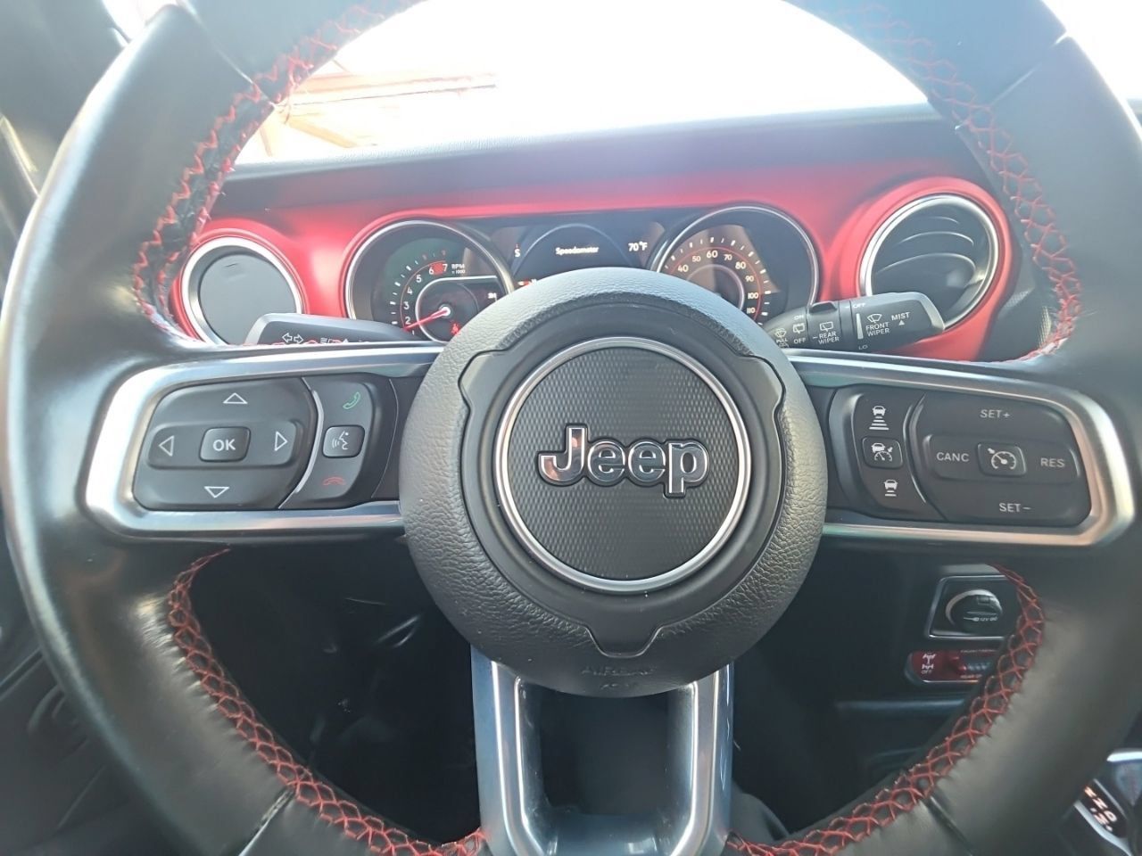 Used 2020 Jeep Wrangler Unlimited Rubicon AWD/4WD image 36