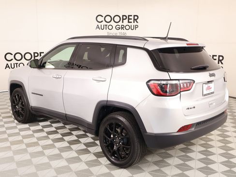 Used 2025 Jeep Compass Latitude w/ Altitude Special Edition AWD/4WD image 22