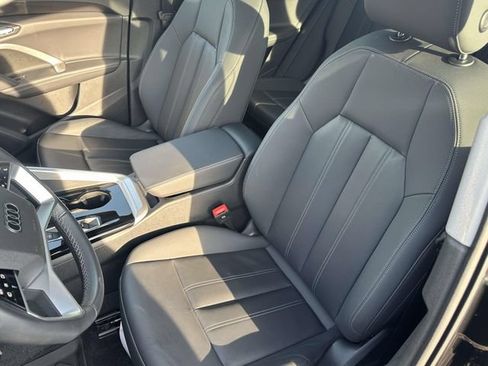 Certified 2025 Audi Q5 Premium w/ Convenience Package AWD/4WD image 20