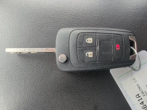 Used 2016 Chevrolet Equinox LS AWD/4WD image 16