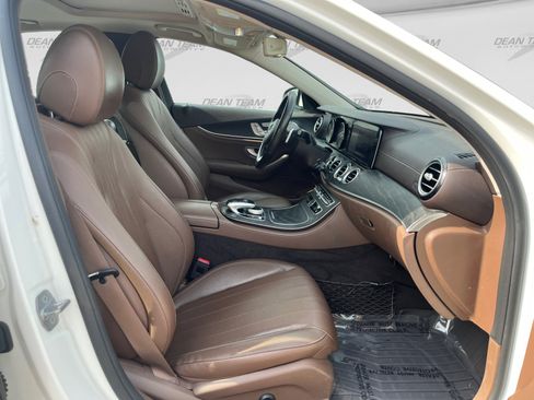 Used 2018 Mercedes-Benz E 300 4MATIC image 15