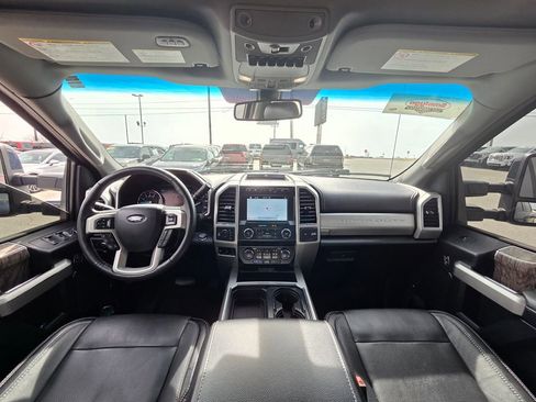 Used 2019 Ford F350 Lariat w/ Lariat Ultimate Package image 27