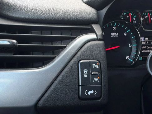 Used 2016 Chevrolet Tahoe LTZ RWD image 24