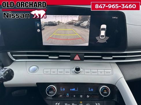 Used 2023 Hyundai Elantra Limited FWD image 19