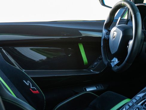 Used 2019 Lamborghini Aventador SVJ image 30