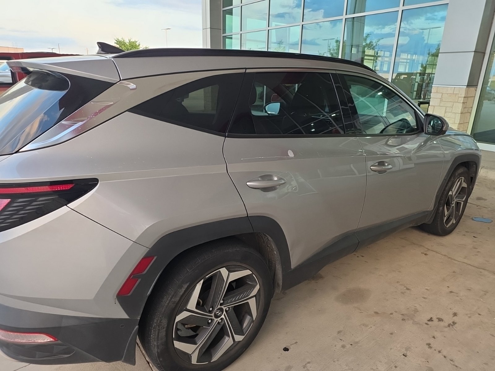 Used 2023 Hyundai Tucson Limited FWD image 18