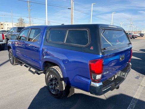 Used 2022 Toyota Tacoma SR5 image 6
