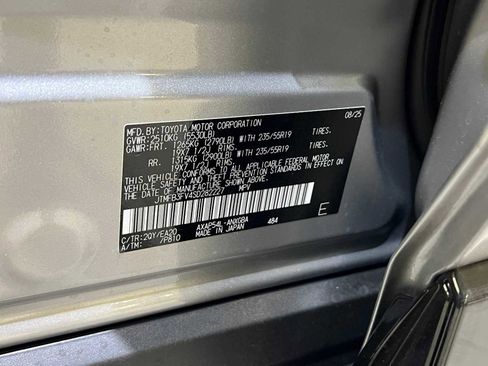 Certified 2025 Toyota RAV4 XSE image 29