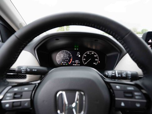 New 2026 Honda HR-V EX-L image 15