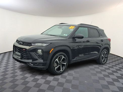 Used 2021 Chevrolet TrailBlazer RS image 3