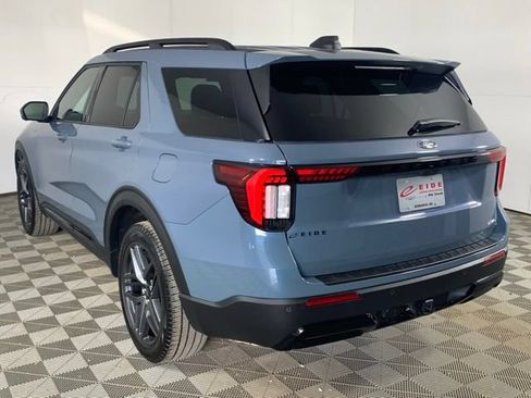 Used 2025 Ford Explorer ST-Line w/ Premium Package AWD/4WD image 10