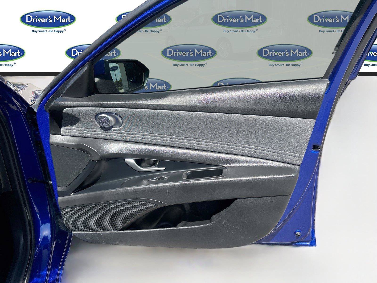 Used 2024 Hyundai Elantra Limited FWD image 27