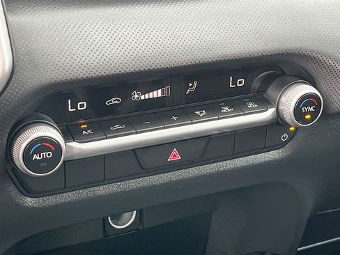 Used 2025 MAZDA CX-50 AWD 2.5 S w/ Select Package image 16