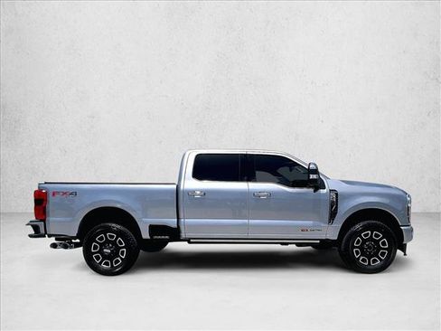 Used 2024 Ford F250 Platinum AWD/4WD image 5