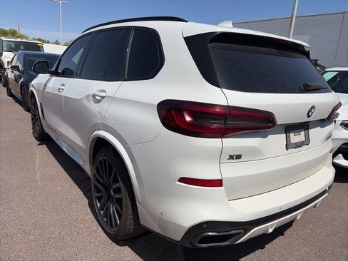 Used 2021 BMW X5 M50i w/ Premium Package AWD/4WD image 2