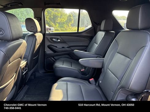 Used 2023 Chevrolet Traverse LT w/ LPO, Floor Liner Package image 25