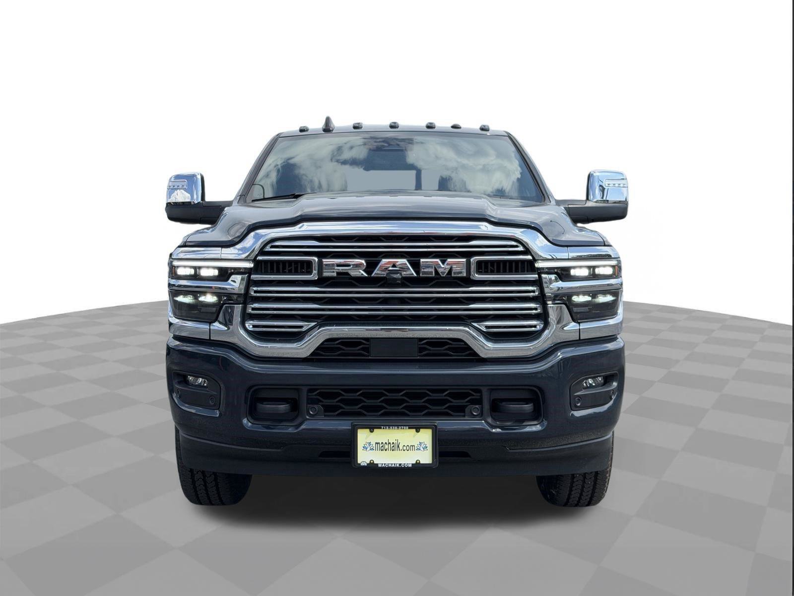 Used 2025 RAM 2500 Laramie AWD/4WD image 8