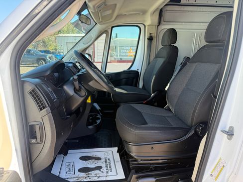Used 2021 RAM ProMaster 2500 image 11