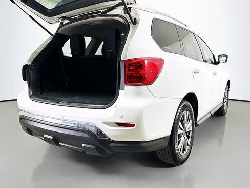 Used 2018 Nissan Pathfinder SV AWD/4WD image 24