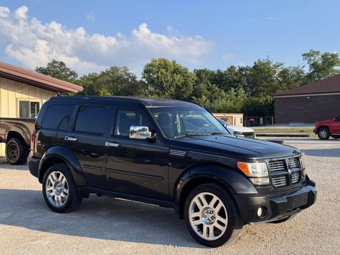 Used 2011 Dodge Nitro Heat RWD image 4