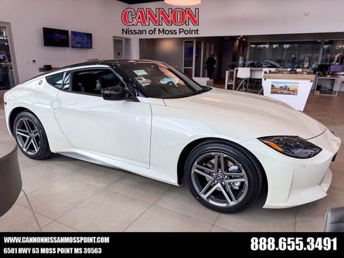 New 2026 Nissan Z Sport w/ Floor Mat Package RWD image 1