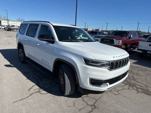 Used 2024 Jeep Wagoneer Series II image 22