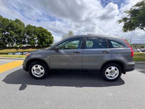 Used 2011 Honda CR-V LX image 8
