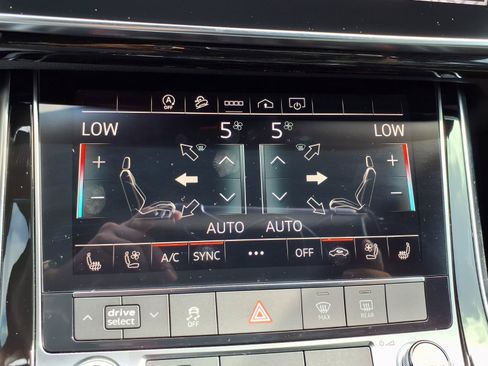 Used 2022 Audi Q7 3.0T Premium Plus AWD/4WD image 7
