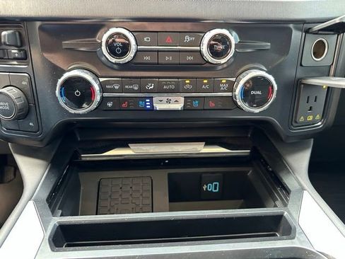 Certified 2025 Ford F450 Platinum AWD/4WD image 23
