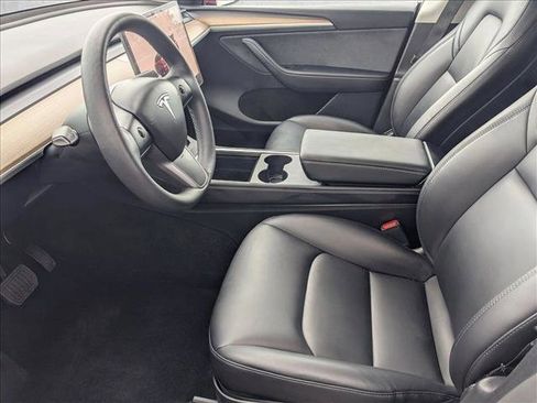 Used 2023 Tesla Model Y Long Range image 14