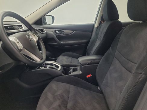 Used 2016 Nissan Rogue S w/ S Family Package image 17