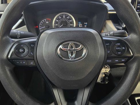 Used 2020 Toyota Corolla LE image 26